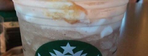 Starbucks is one of Locais curtidos por Justin.