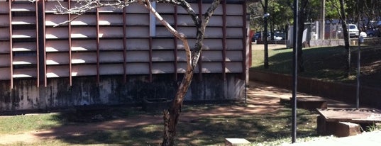 Universidade Federal de São Carlos (UFSCar) is one of Faculdades e Universidades.