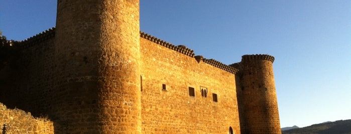 Castillo De Valdecorneja is one of Castillos y fortalezas de España.