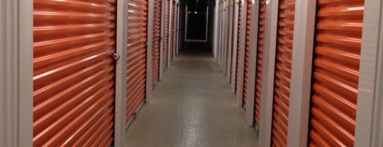 Public Storage is one of สถานที่ที่ Marc ถูกใจ.