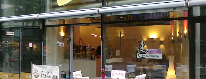 FroYoCake is one of Self Service Restaurants/Cafes Berlin.