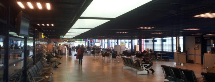 Oulu Airport (OUL) is one of Posti che sono piaciuti a Szymon.