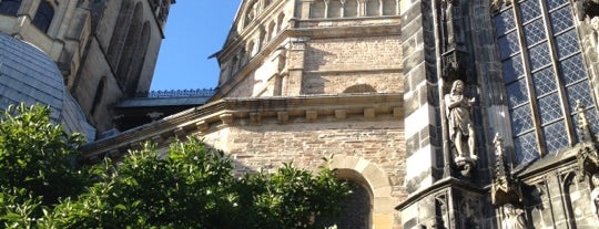Cathédrale d’Aix-la-Chapelle is one of UNESCO World Heritage Sites of Europe (Part 1).