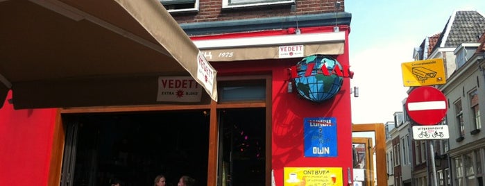 Café de Zaak is one of Comer y beber en Holanda..