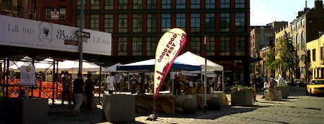 Basis Good Food Festival 2011 is one of สถานที่ที่บันทึกไว้ของ Jess.