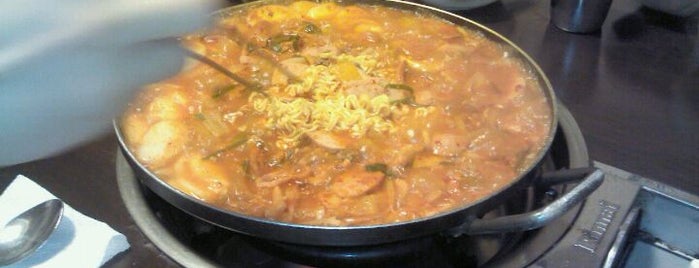 송탄부대찌개 is one of ヨダレがでる話.