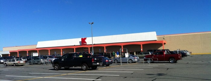 Kmart is one of Orte, die Robson gefallen.