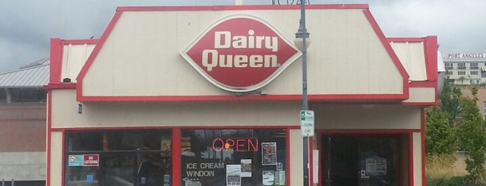 Dairy Queen is one of Locais curtidos por Chelsea.