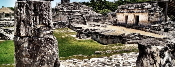 Zona Arqueológica El Rey is one of RandomRoad Trip: México Historico.