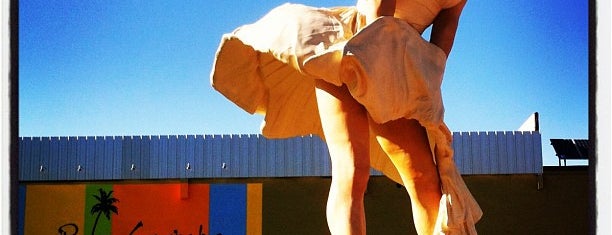 “Forever Marilyn” Sculpture is one of Palm Springs (PSP).