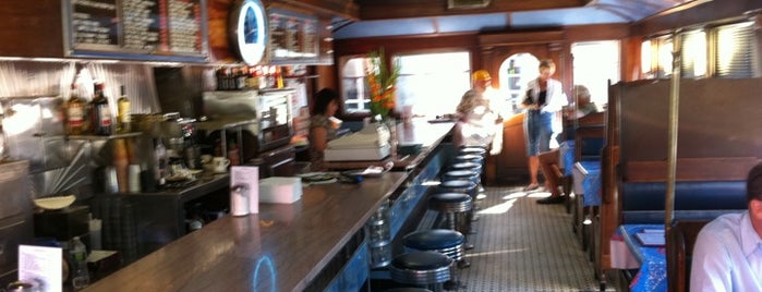 A1 Diner is one of Diners & Dives.