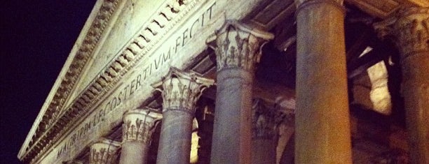 Pantheon is one of Roma.