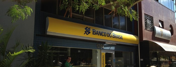 Banco do Brasil is one of Tempat yang Disukai Alexandre.