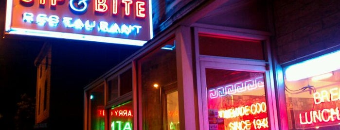 Sip & Bite Restaurant is one of Bmore/DC.
