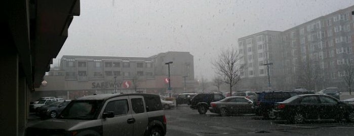 Jefferson Square - West Seattle is one of Jack'ın Beğendiği Mekanlar.