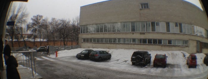 Парковка возле Высшей школы экономики is one of Orte, die Elena gefallen.