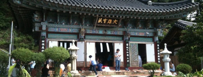 Sujongsa is one of Buddhist temples in Gyeonggi.