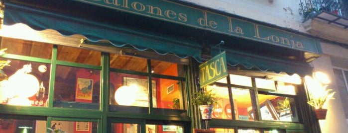 Escalones de la Lonja is one of A donde vamos en Valencia.