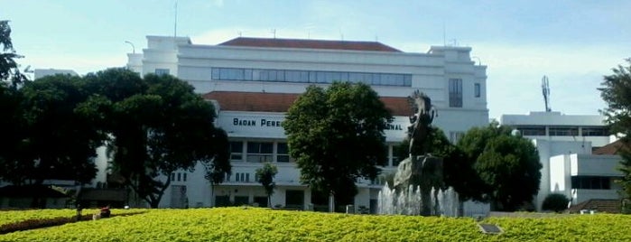 Badan Perancanaan Pembangunan Nasional (BAPPENAS) is one of Jakarta Govermment.