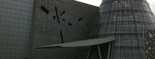 愛媛県総合科学博物館 is one of 科学館とプラネタリウム.