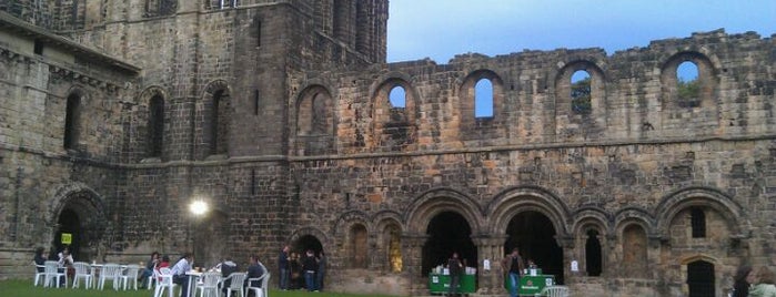 Kirkstall Abbey is one of Free places to visit in West Yorkshire.