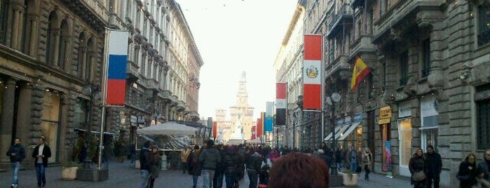 Via Dante is one of Milano da bere.