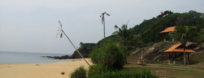 Pantai Teluk Bidara is one of Terengganu for The World #4sqCities.