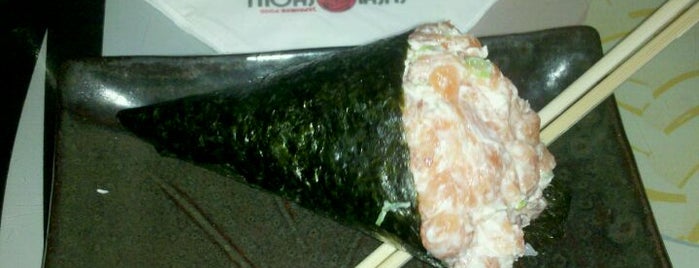 Sushi Show is one of Henri's TOP Japanese Food.