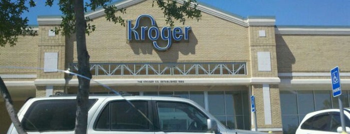 Kroger is one of Lugares favoritos de Scott.