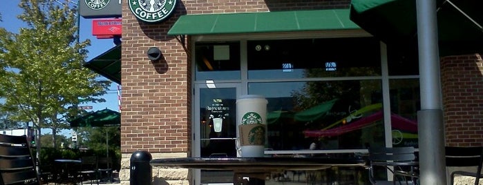 Starbucks is one of สถานที่ที่บันทึกไว้ของ Jeffery.