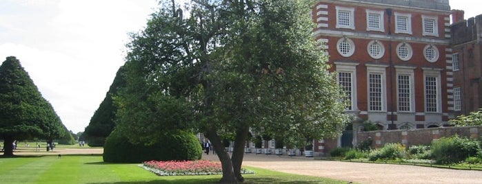 Hampton Court Palace is one of London as a local.