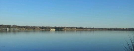 White Rock Lake is one of SARA! MICHELLE! TEXAS! All good things here...