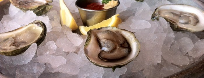 Pearlz Oyster Bar is one of Charleston, SC #visitUS.