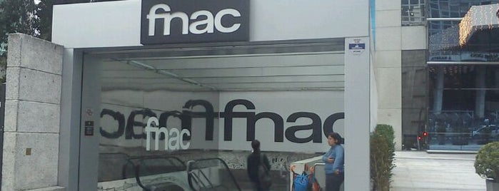 Fnac is one of Meus Lugares.