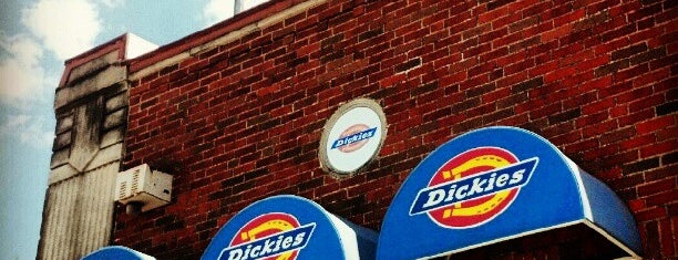 Dickies Retail Store is one of Lieux qui ont plu à David.
