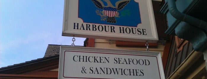 Columbia Harbour House is one of Restaurantes Magic Kingdown.