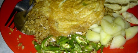 Nasi Goreng Rawit is one of Recommended wiskul in Jakarta.