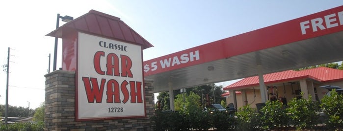 Classic Car Wash is one of Orte, die Andrii gefallen.