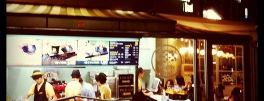 Waffle Bant is one of Welcome to Bundang :).