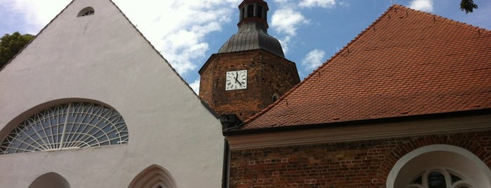 Wendisch-Deutsche Doppelkirche is one of Spreewald Guide.