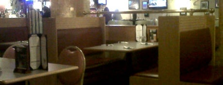 77 Restaurant and Lounge is one of Posti che sono piaciuti a Stefanie.