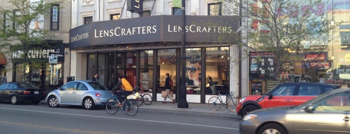 LensCrafters is one of Lieux qui ont plu à Andy.