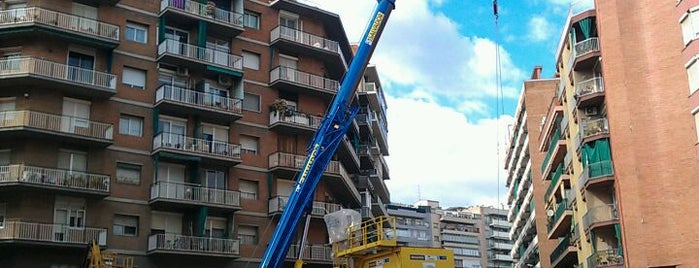 Las Putas Obras De Meridiana is one of 1 dia mayor.