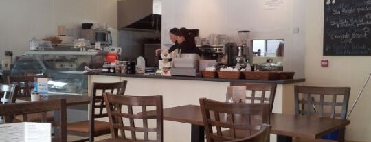 Cafe Beva is one of สถานที่ที่บันทึกไว้ของ Amy.