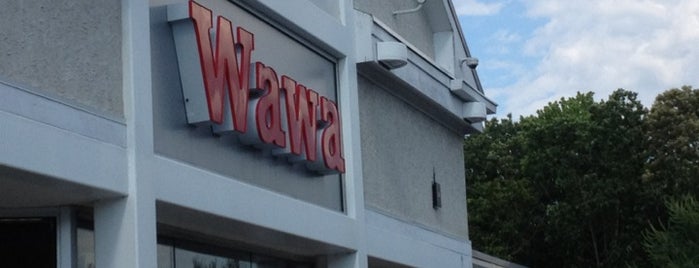 Wawa is one of Locais curtidos por Dale.
