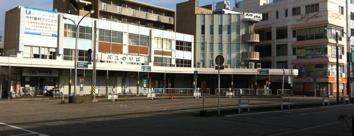 Tsu-shimmachi Station (E40) is one of 近鉄名古屋線.