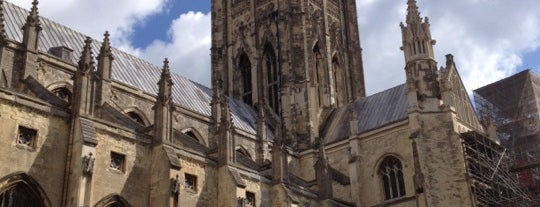 Cathédrale de Canterbury is one of UNESCO World Heritage Sites of Europe (Part 1).