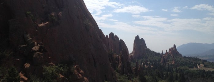 Red Rock Canyon Open Area; Hogback Ridge is one of Tempat yang Disukai Breck.