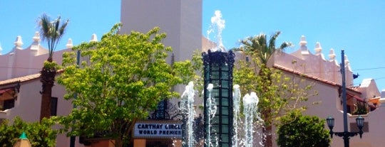 Carthay Circle Fountain is one of Disneyland Resort.