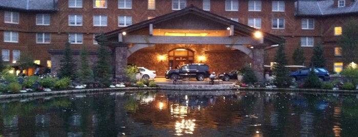 Sun Valley Resort is one of le 4sq with Donald :].
